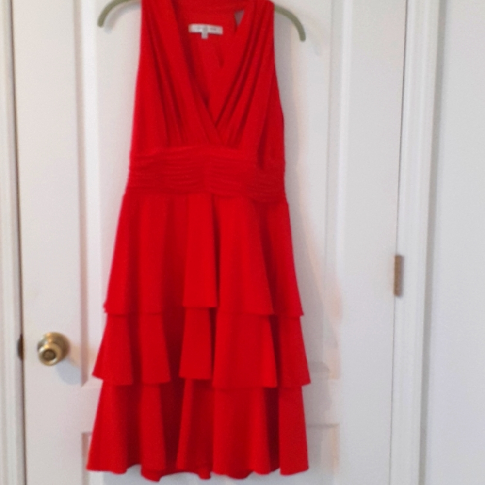 Evanpicone size 8 Red dress vneck ruffled skirt